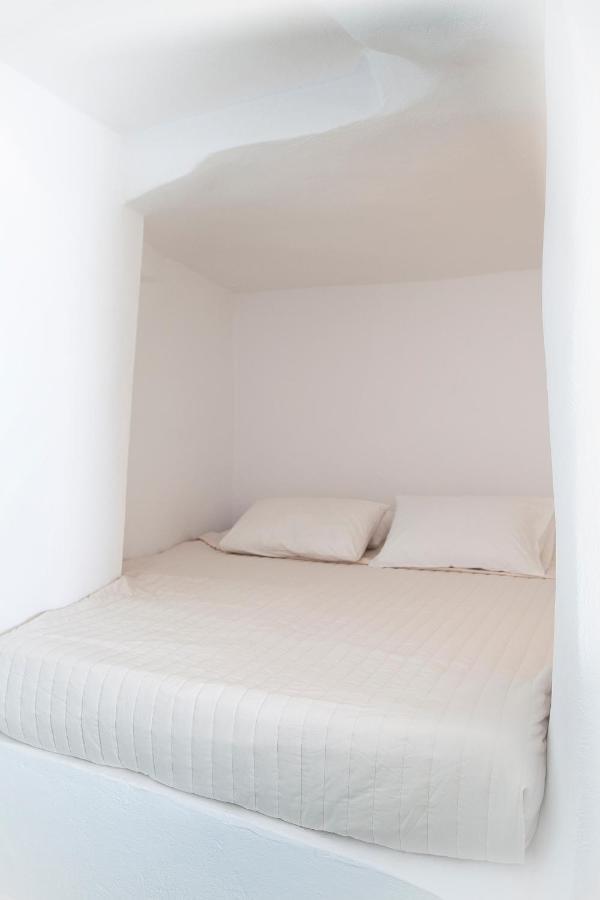 Hotel Whitedeck Santorini Imerovigli  Zimmer foto